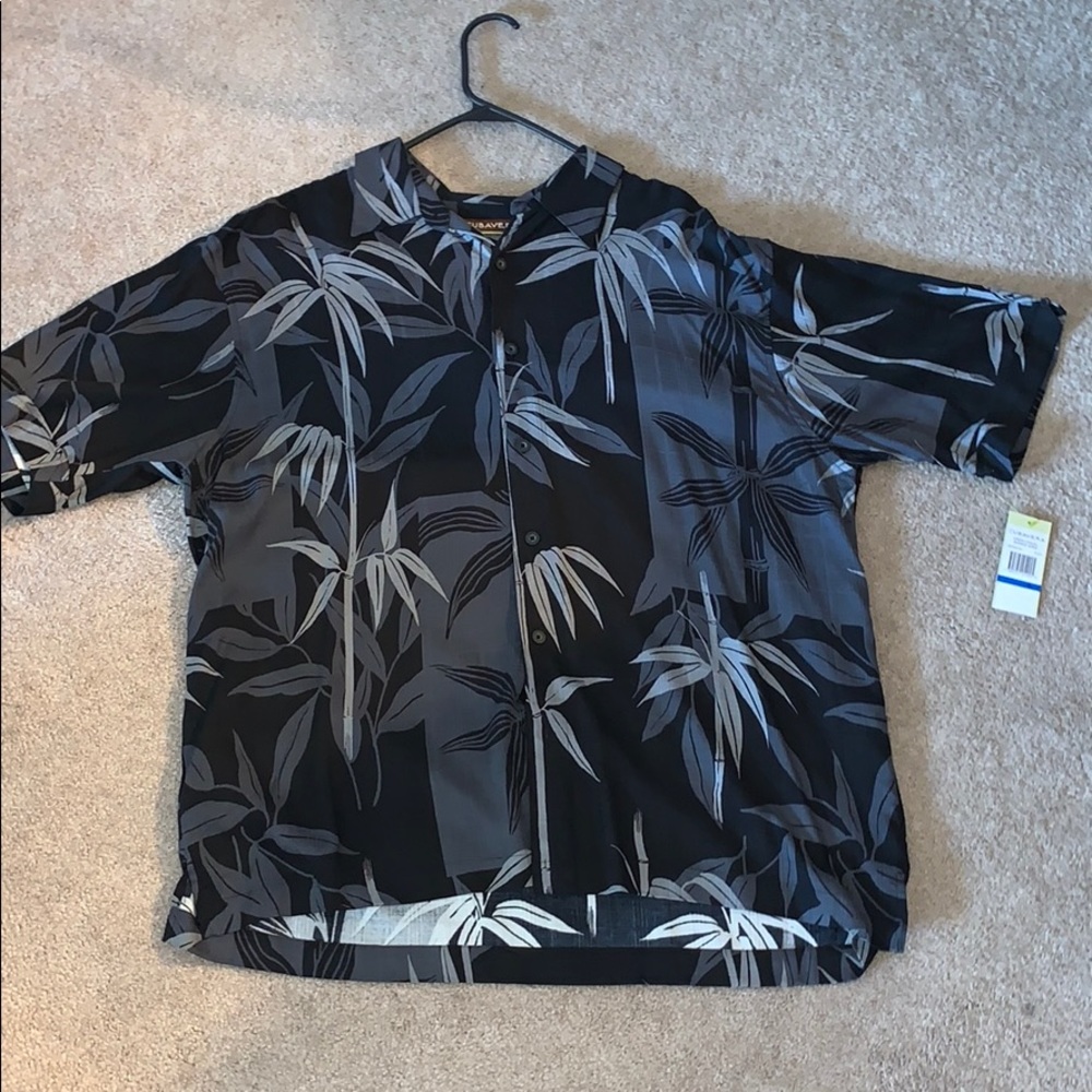 NWT Men’s Button Down